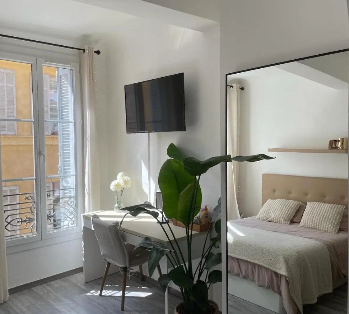 Studio Aix Centre Historique آيكس أومبروفينس شقة